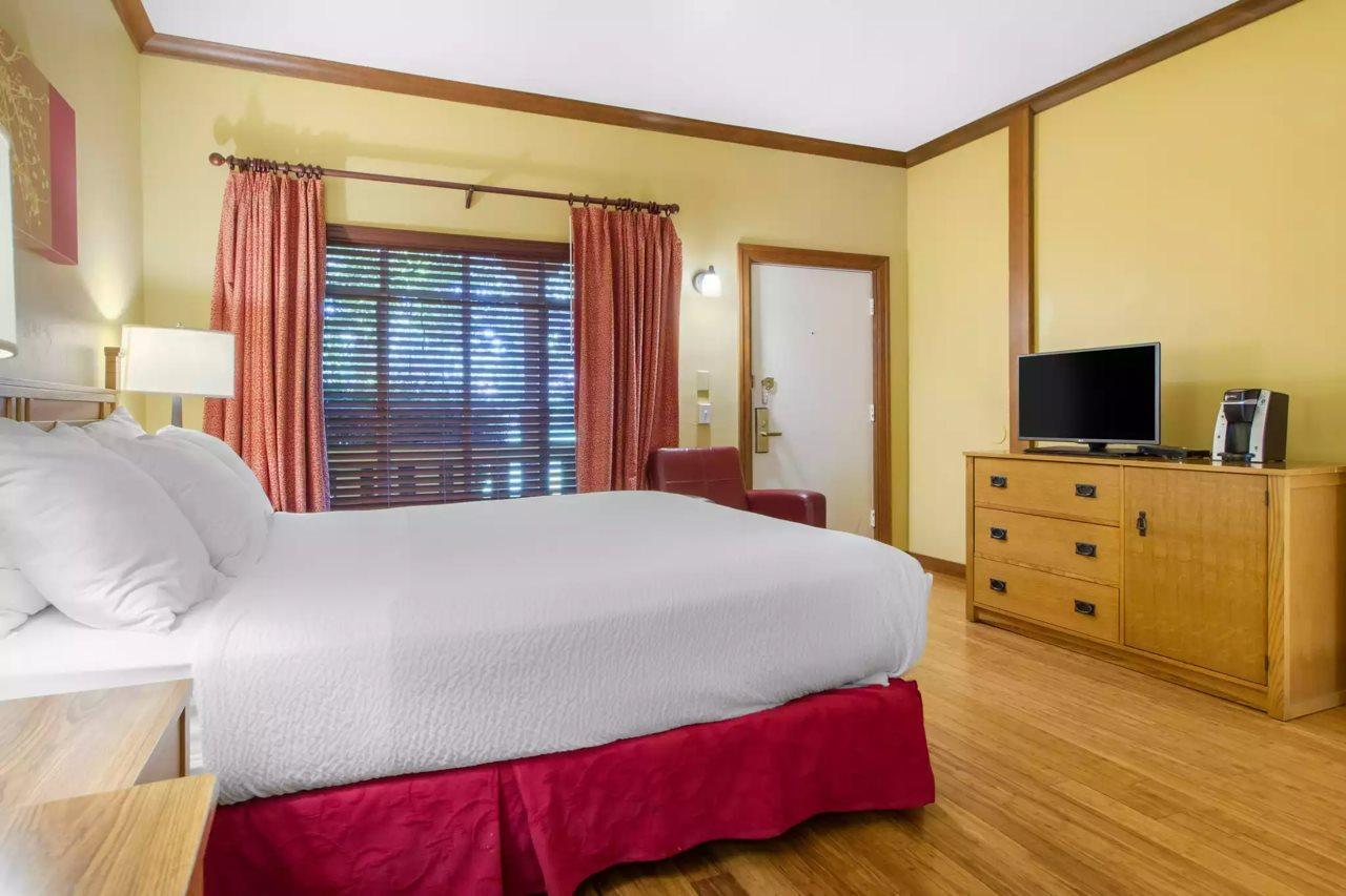 Inn Marin And Suites, Ascend Hotel Collection Novato Eksteriør billede